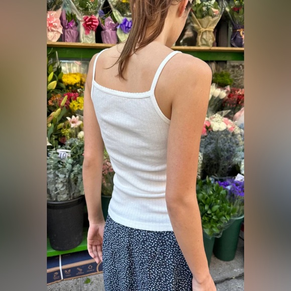 Brandy melville white belle bow tank - Picture 3 of 5